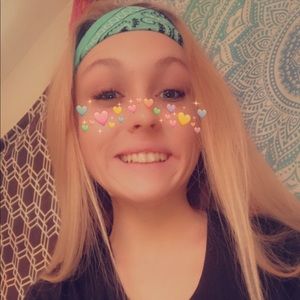 Meet your Posher, Briana